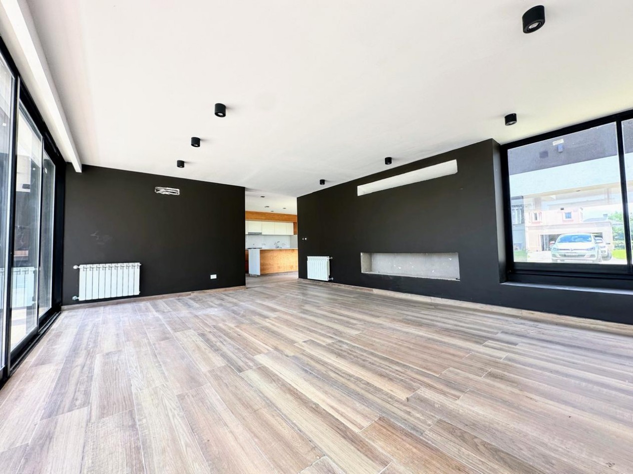 CASA EN SAN ELISEO GOLF COUNTRY