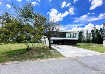 CASA EN SAN ELISEO GOLF COUNTRY